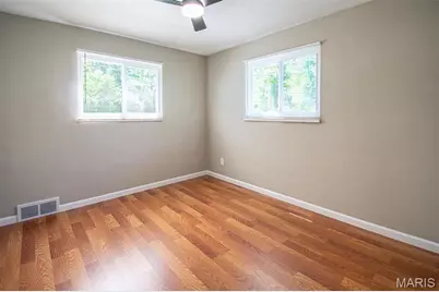 2087 Chambers Road, Saint Louis, MO 63136 - Photo 25