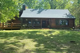 6482 S Lakeshore Dr, Hillsboro, MO 63050 - Photo 5