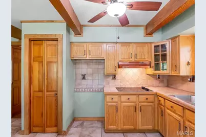 6482 S Lakeshore Drive, Hillsboro, MO 63050 - Photo 9