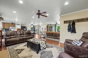 6 Cherrywood Ct, Saint Peters, MO 63376 - Photo 9