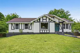 6 Cherrywood Ct, Saint Peters, MO 63376 - Photo 1