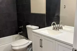 7278 Hazelcrest Dr, Hazelwood, MO 63042 - Photo 15