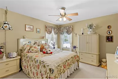 4576 Kerth Forest Drive, Mehlville, MO 63128 - Photo 21