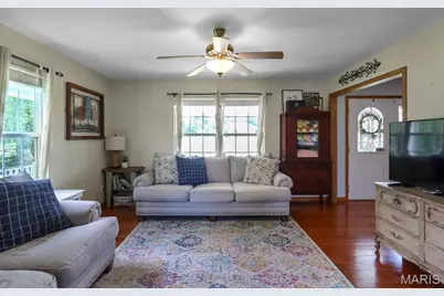301 Ridgewood Court, Farmington, MO 63640 - Photo 9