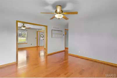 301 Ridgewood Court, Farmington, MO 63640 - Photo 9