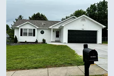 701 Ballantrae Drive, Wentzville, MO 63385 - Photo 1