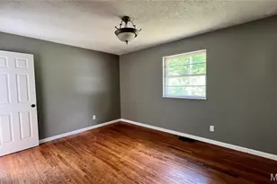 12075 Nero Dr, Florissant, MO 63033 - Photo 7