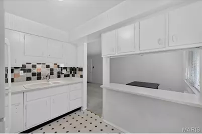 9929 Bunker Hill Drive #C, Saint Louis, MO 63123 - Photo 15