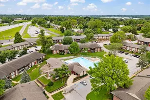 9929 Bunker Hill Dr, Saint Louis, MO 63123 - Photo 27