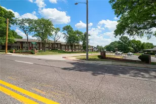9929 Bunker Hill Dr, Saint Louis, MO 63123 - Photo 31