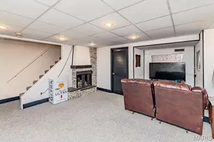 4477 Roadside Ln, Saint Louis, MO 63128 - Photo 25