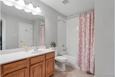 14762 Thornbird Manor Parkway Parkway, Chesterfield, MO 63017 - Photo 19