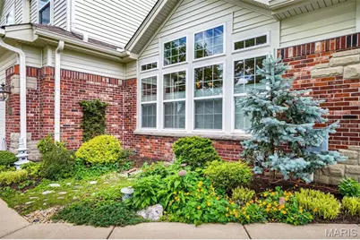 14762 Thornbird Manor Parkway Parkway, Chesterfield, MO 63017 - Photo 3