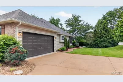 734 Blairbeth Drive, Weldon Spring, MO 63304 - Photo 37