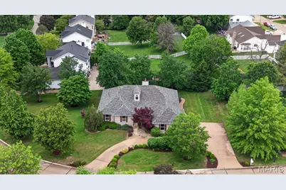 734 Blairbeth Drive, Weldon Spring, MO 63304 - Photo 41