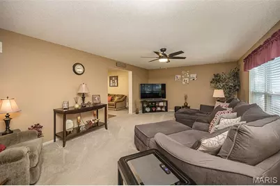 1091 Treeshade Drive, Saint Peters, MO 63376 - Photo 17
