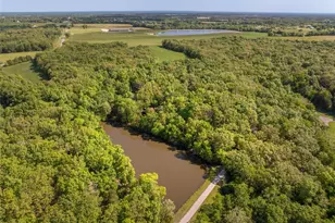 934 Woodlake Dr, Innsbrook, MO 63390 - Photo 27
