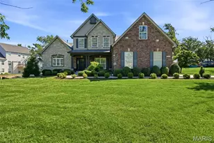1456 Fawnvalley Ct, Des Peres, MO 63131 - Photo 1