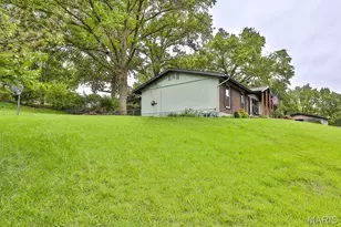 1121 King Carey Dr, Saint Louis, MO 63146 - Photo 37