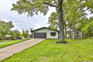 1121 King Carey Dr, Saint Louis, MO 63146 - Photo 3