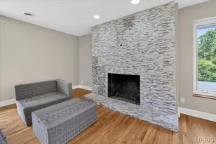 11447 Clayton Rd, Saint Louis, MO 63131 - Photo 7