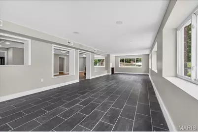11447 Clayton Road, Saint Louis, MO 63131 - Photo 23
