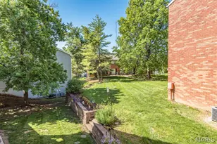 9218 Bent Pine Ct, Saint Louis, MO 63126 - Photo 37