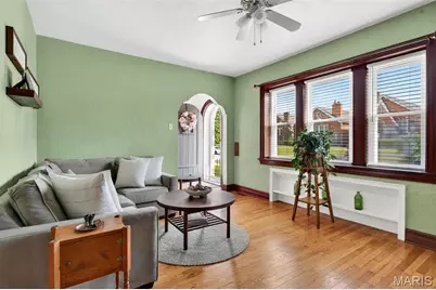 5455 Walsh Street, Saint Louis, MO 63109 - Photo 7