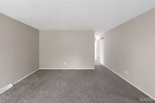 2587 Robley Dr, Saint Louis, MO 63136 - Photo 17