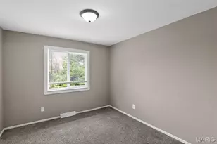 2587 Robley Dr, Saint Louis, MO 63136 - Photo 13