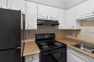 2587 Robley Dr, Saint Louis, MO 63136 - Photo 11