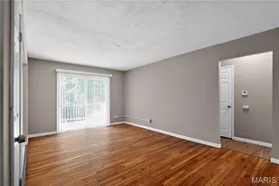 12109 La Padera Ln, Saint Louis, MO 63033 - Photo 17