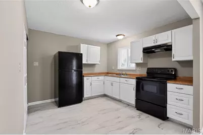 12109 La Padera Lane, Saint Louis, MO 63033 - Photo 19