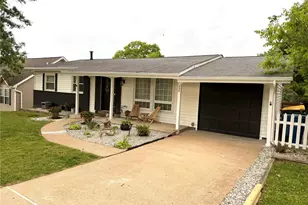 735 Hinder Dr, Saint Louis, MO 63125 - Photo 3