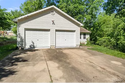 101 Gail Drive, Saint Peters, MO 63376 - Photo 3