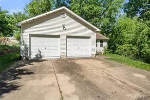 101 Gail Dr, Saint Peters, MO 63376 - Photo 3
