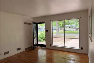 10436 Durness Dr, Saint Louis, MO 63137 - Photo 3