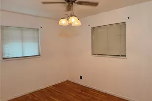 10436 Durness Dr, Saint Louis, MO 63137 - Photo 7