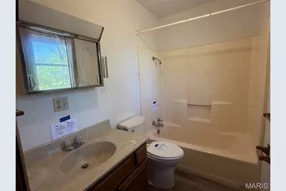 [Address not provided], Cuba, MO 65453 - Photo 9