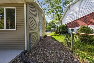 762 Ambois Drive, Creve Coeur, MO 63141 - Photo 67