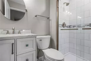 762 Ambois Dr, Creve Coeur, MO 63141 - Photo 51