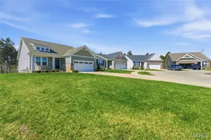2 Spinney Bough Ct, Wentzville, MO 63385 - Photo 41