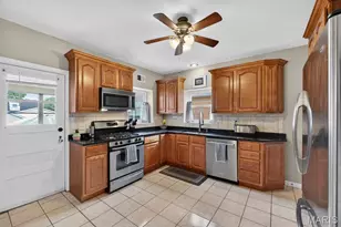 6569 Pernod Ave, Saint Louis, MO 63139 - Photo 7