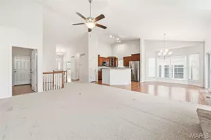299 Glasgow Dr, Saint Charles, MO 63301 - Photo 15