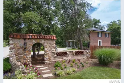 1 The Prado, Ladue, MO 63124 - Photo 3