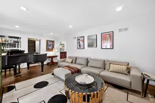 1 The Prado, Ladue, MO 63124 - Photo 17