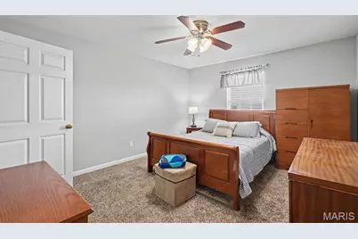 1121 Saravalle Drive, Saint Peters, MO 63376 - Photo 15