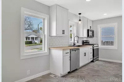 7056 Oleatha Avenue, Saint Louis, MO 63139 - Photo 9