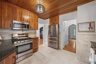 6201 Oleatha Ave, Saint Louis, MO 63139 - Photo 13