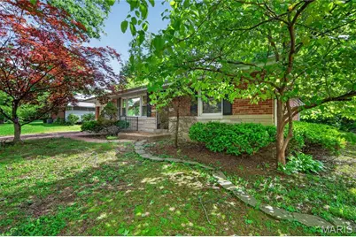 14 Forest Home Court, Saint Louis, MO 63137 - Photo 3